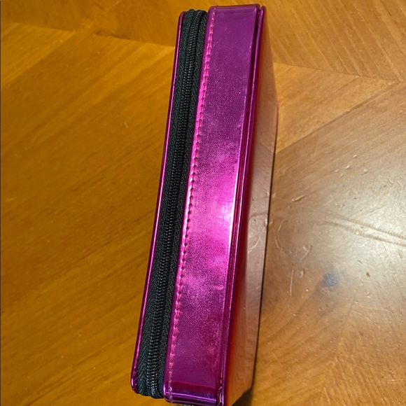 Marc Jacobs Cosmetic Case/Clutch - Picture 9 of 13